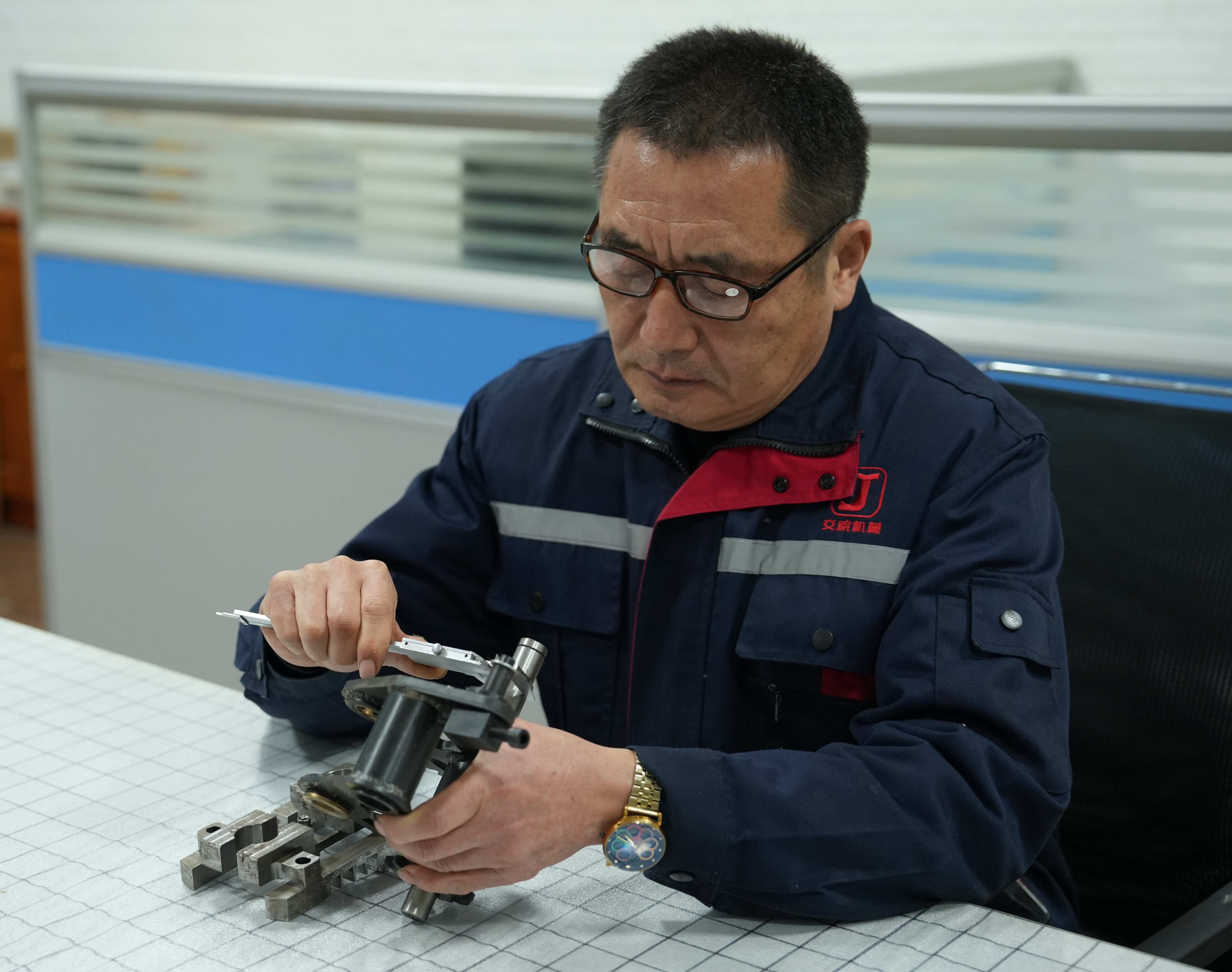 山東交院機(jī)械裝備科技有限公司